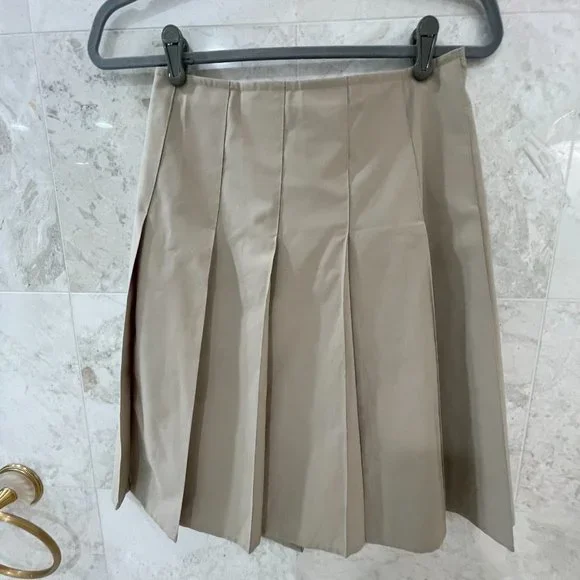 PRADA {40} Skirt Khaki Wrap Pleated Knee-Length - Picture 2 of 5